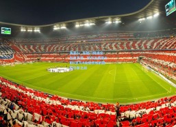 海星tv_当射门靴遗忘在更衣室，阿尔瓦雷斯4射0正与4关键传球的隐形引擎之战