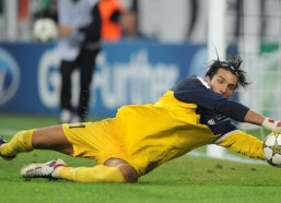 海星tv：欧冠首胜接力！英超四强克法甲，横扫西甲意甲德甲