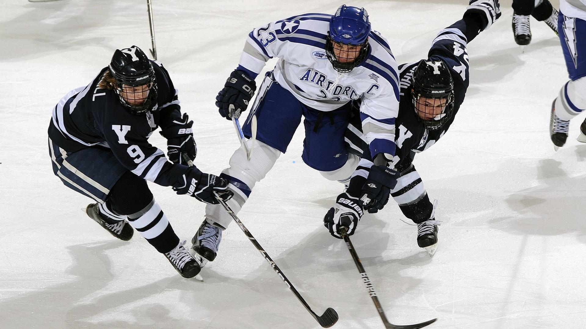 美媒感叹老鹰后卫线操作变迁，从东契奇、杨到麦科勒姆的唏嘘之路